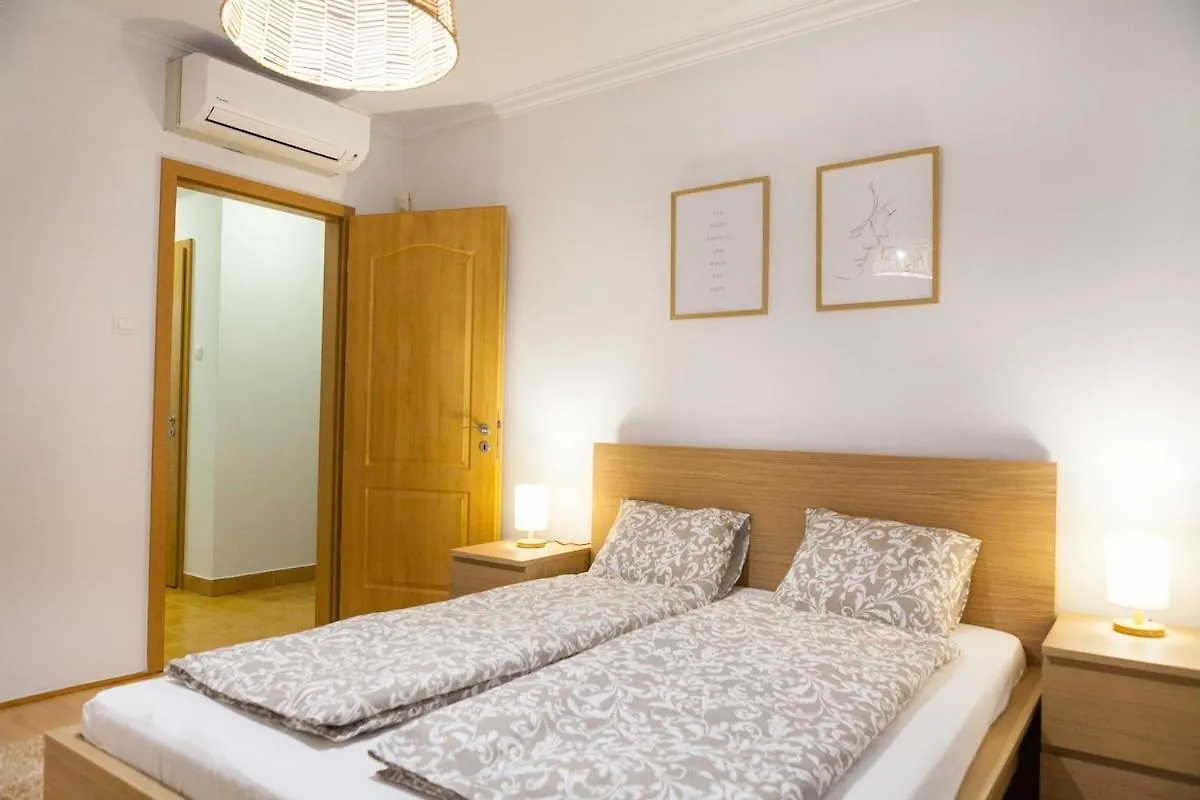 Bao An City Center Home - Free Parking Budapest 0*,  Hungary