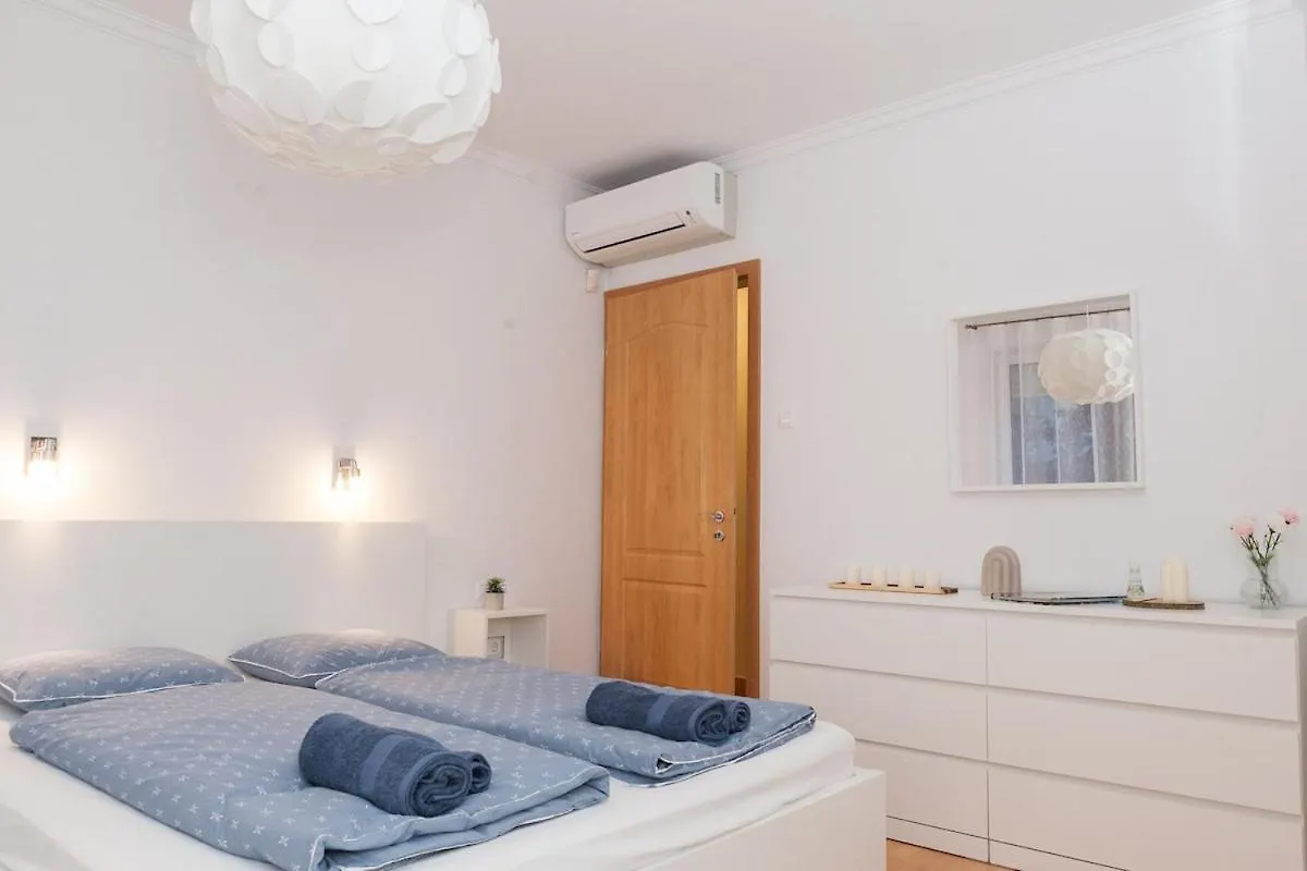 Bao An City Center Home - Free Parking Budapest